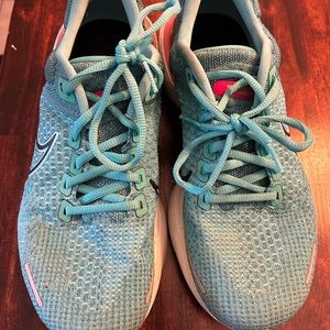 Nike Invincible run 2 size 9.5